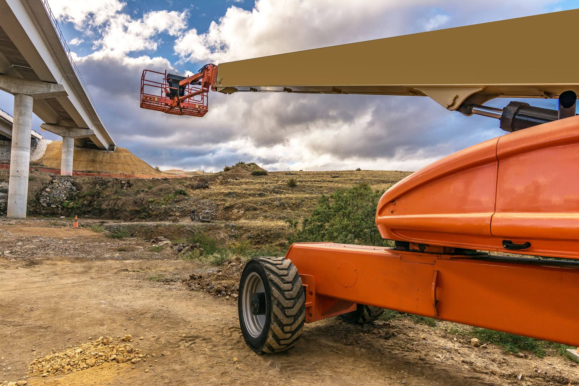 Scissor Lift Rental Services for Safe Elevated Work