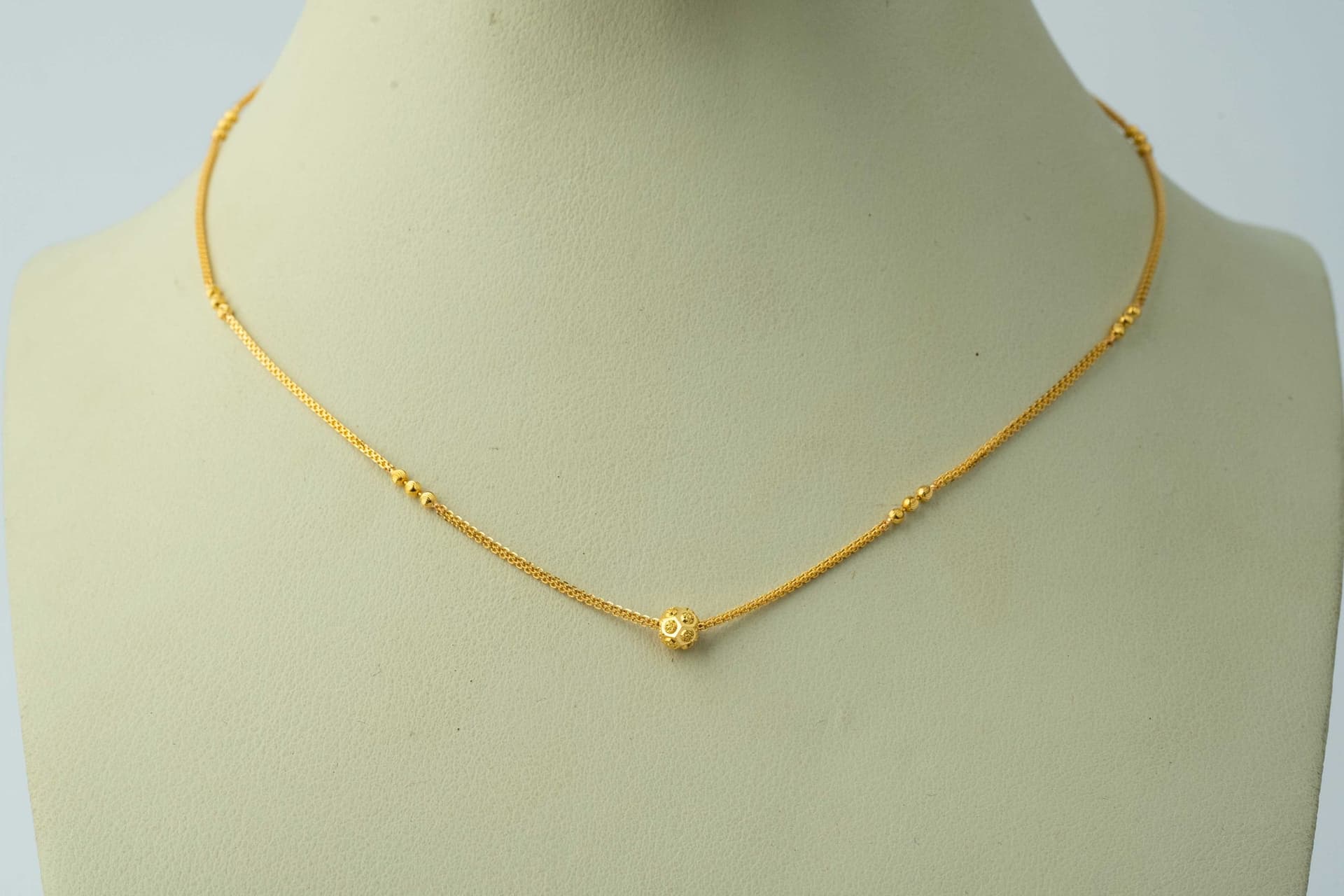 Minimal Luxury Style Guide Featuring Gold beaded chain for Everyday Wear