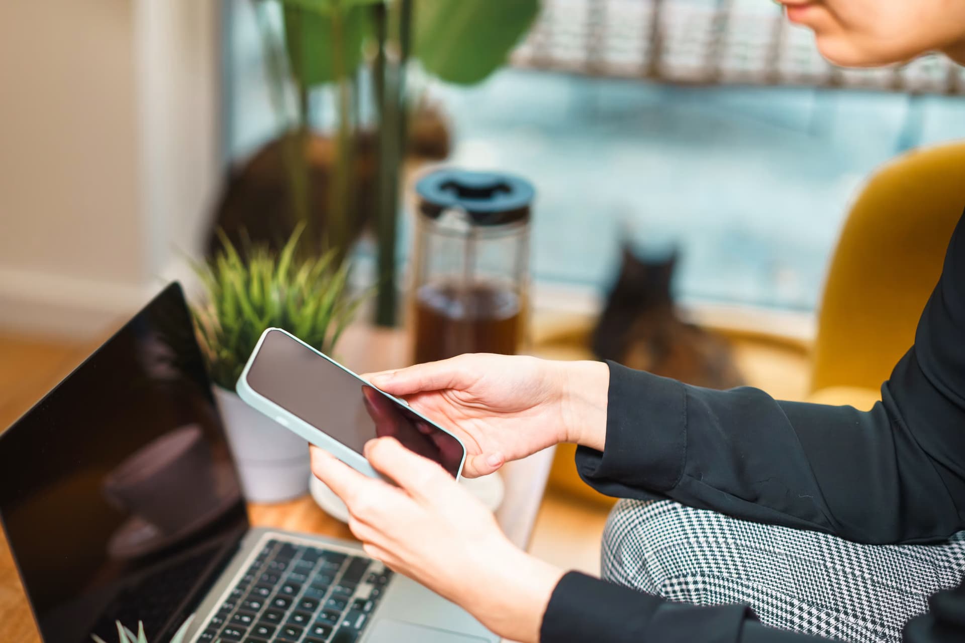 Compare Leading Business mobile contracts UK in One Place