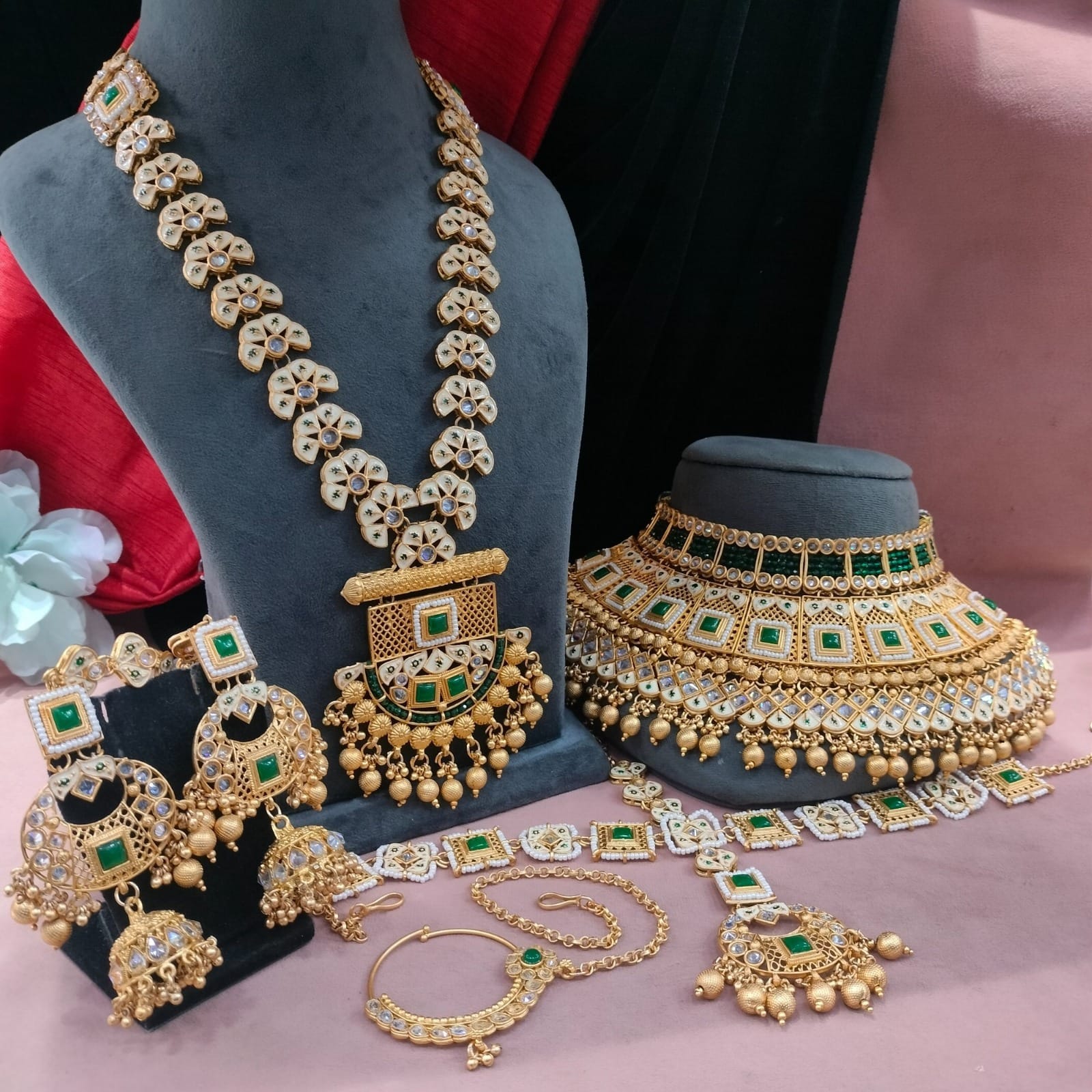 Wedding jewellery Zurich Featuring Timeless Bridal Elegance and Modern Sophistication