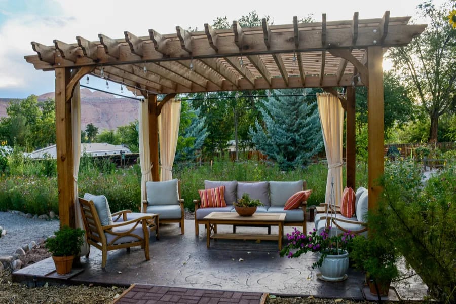 Pergola Schweiz für anspruchsvolle Hausbesitzer